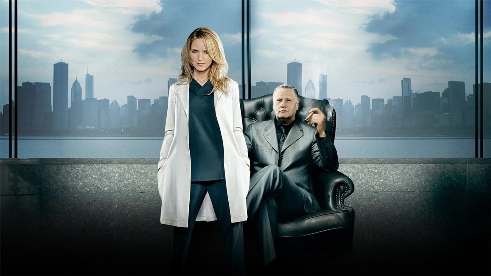 Parker Posey zieht The Mob Doctor in den Abgrund