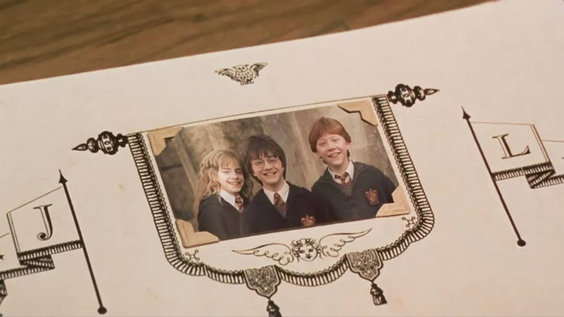 Harry Potter kehrt zurück, und Paapa Essiedu legt schon auf dem roten Teppich los